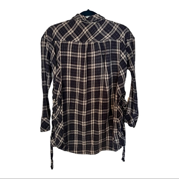 FREE PEOPLE PLAID BUTTON UP TOP - Picture 2 of 6